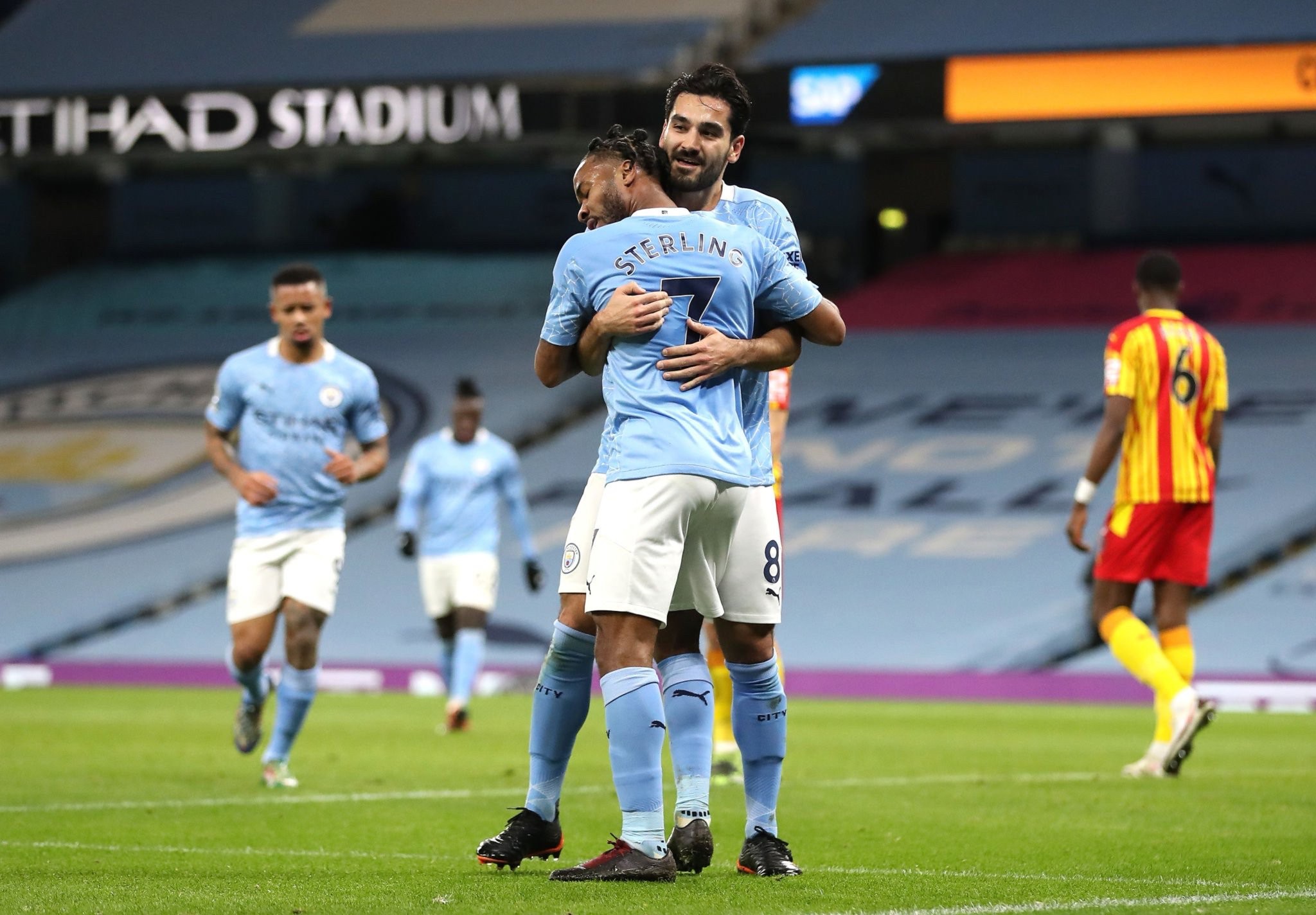 再次出现 再次出现